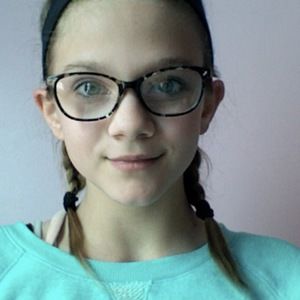 Meet your Posher, Mia